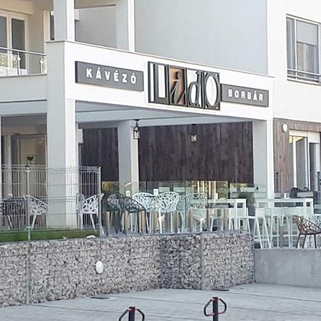 Lido Riviera Apartman Balatonlelle Ngoại thất bức ảnh