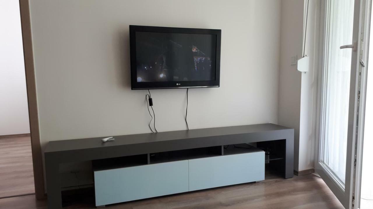 Lido Riviera Apartman Balatonlelle Ngoại thất bức ảnh